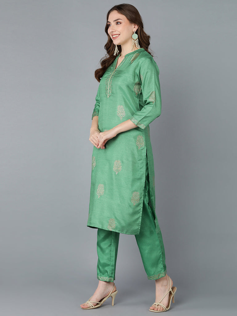  Women Green Embroidered Kurta Trousers With Dupatta