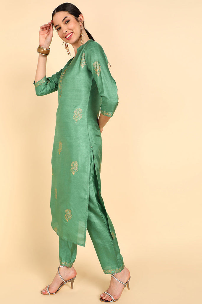  Women Green Solid Kurta Trousers With Dupatta