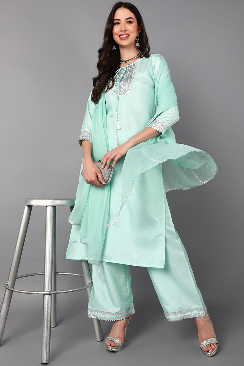  Women Green Embroidered Poly Silk