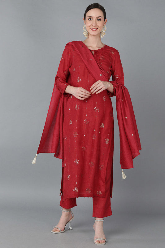  Women Red Silk Blend Solid Kurta Trousers With Dupatta 