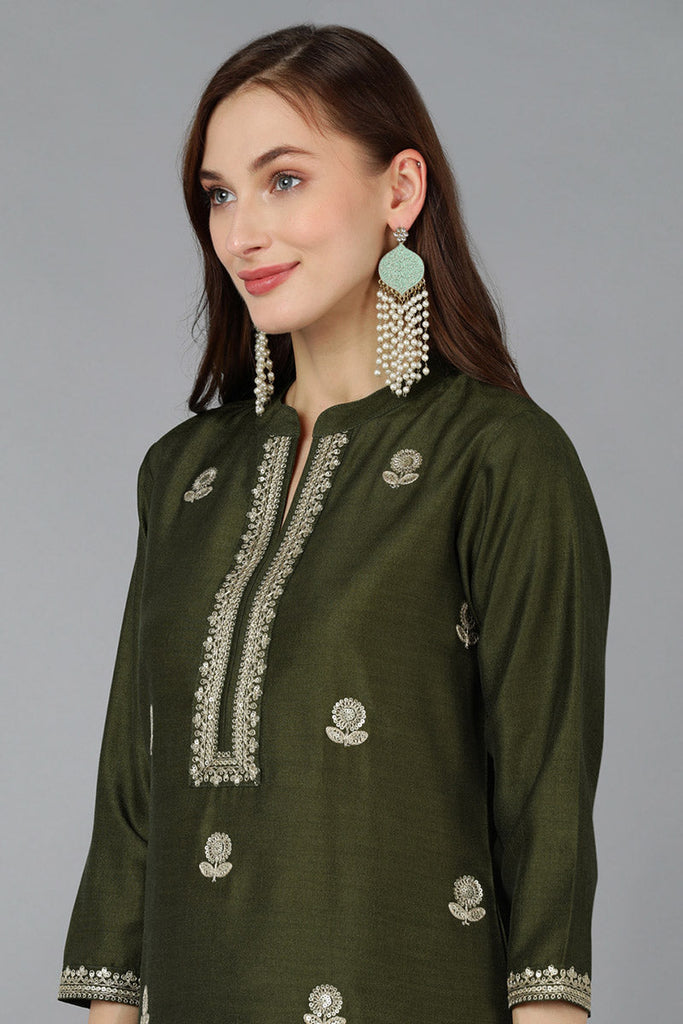 Green Silk Blend Solid Straight Kurta Trousers With Dupatta 