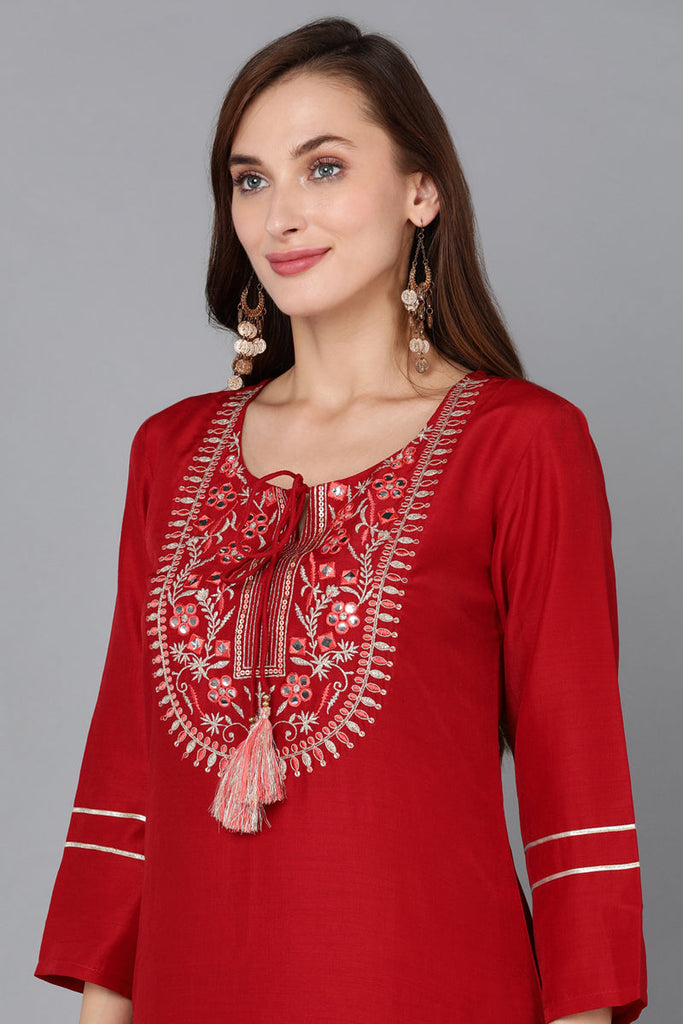 Red Silk Blend Embroidered Kurta Pant With Dupatta PKSKD1789