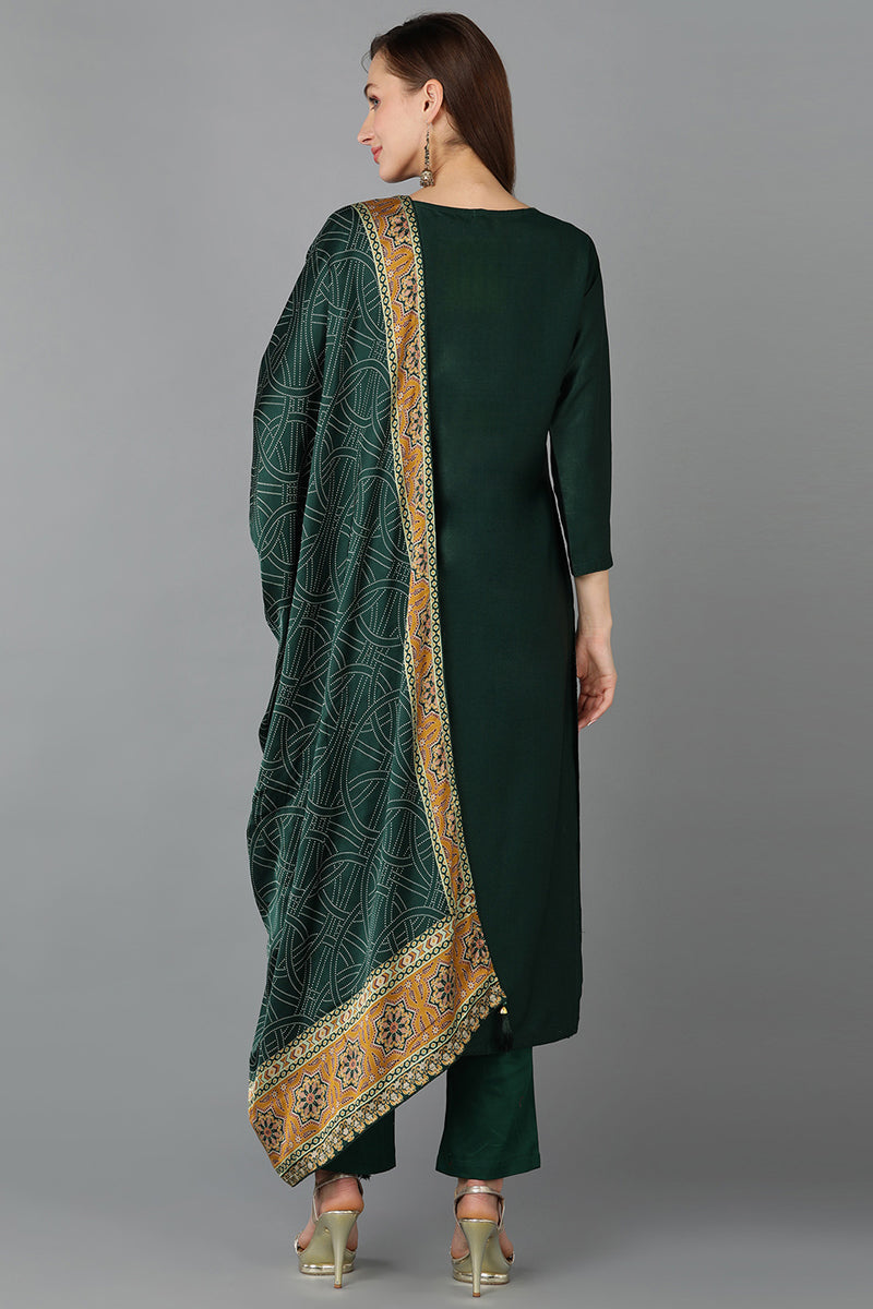 Green Silk Blend Straight Kurta Pant With Dupatta PKSKD1834