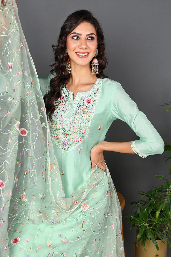 Green Silk Blend Solid Embroidered Straight Style Suit Set PKSKD2027