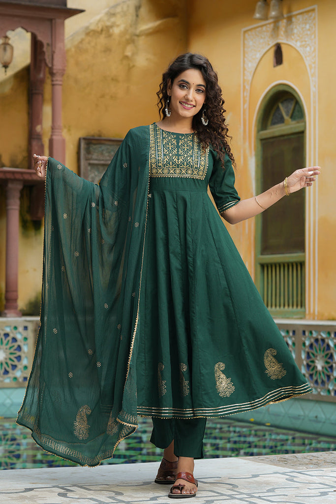 Green Silk Blend Embroidered Anarkali Suit Set VKSKD1218