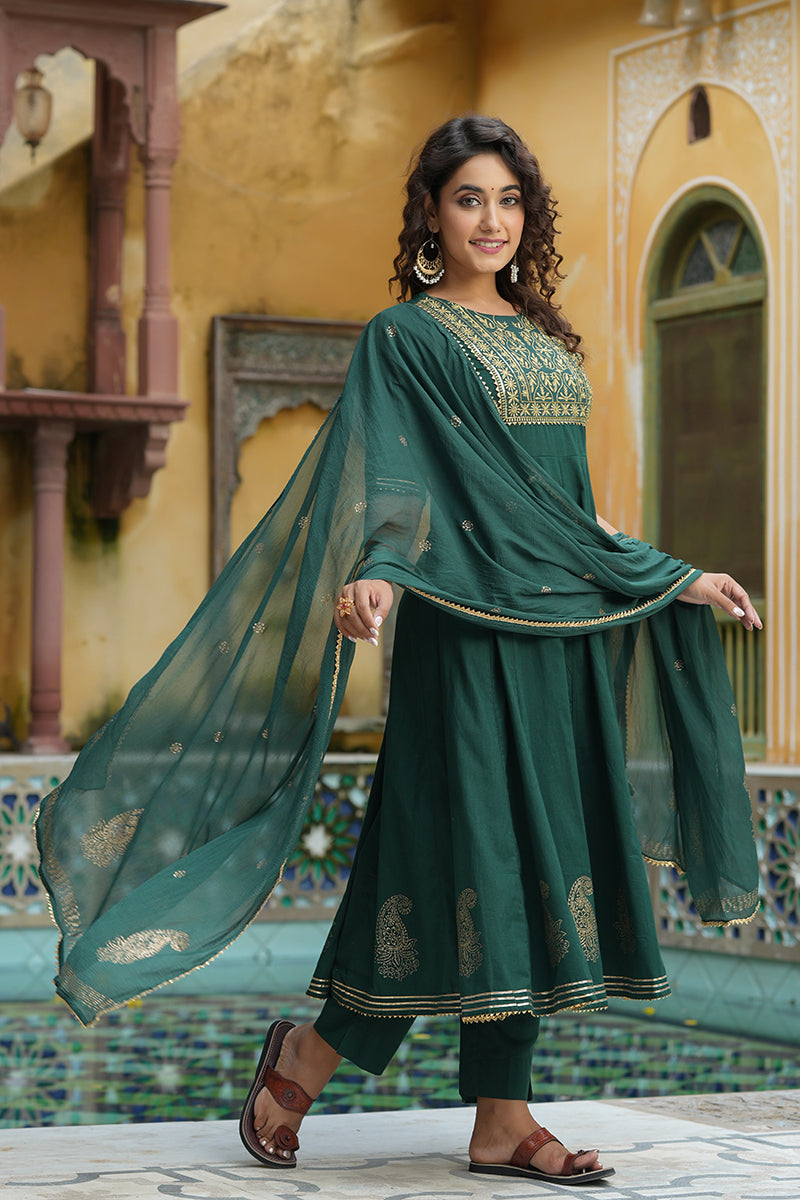 Green Silk Blend Embroidered Anarkali Suit Set VKSKD1218