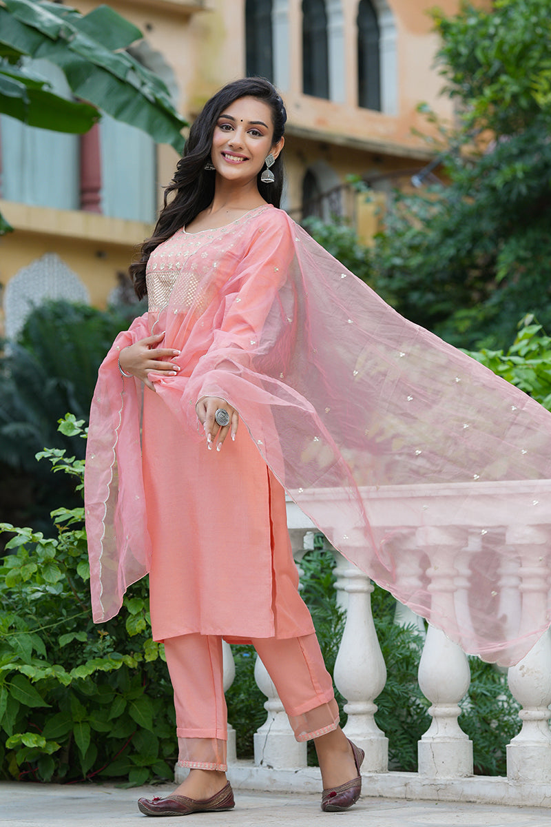  Women Peach Solid Embroidered Kurti Trousers With Dupatta