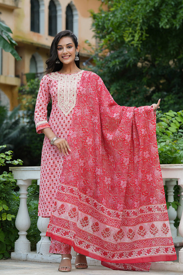 Women Pink Printed Kurta Trousers With Dupatta