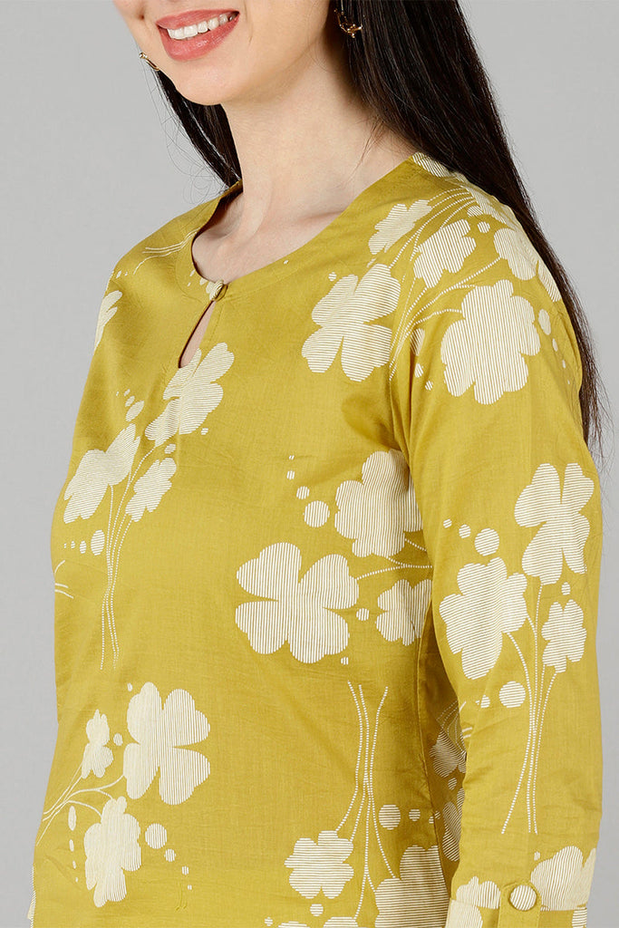  Women Yellow Floral Kurtas