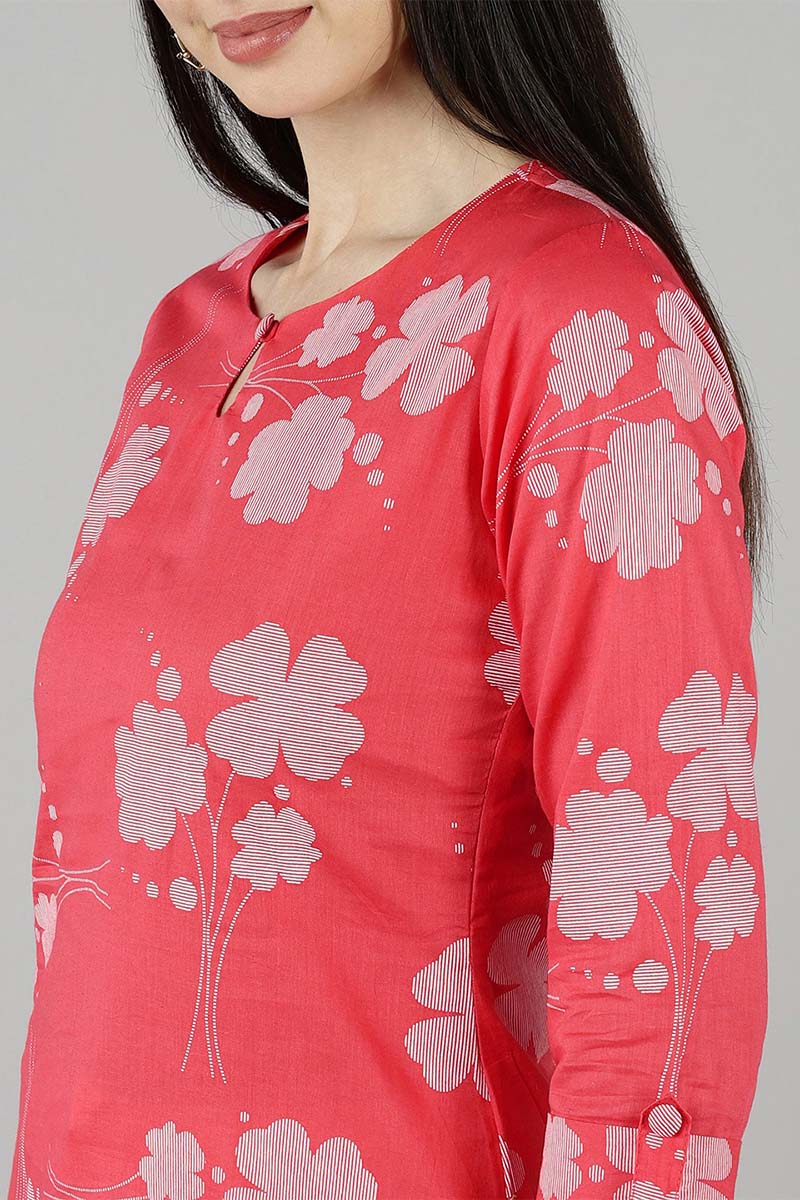  Women Pink Floral Kurtas