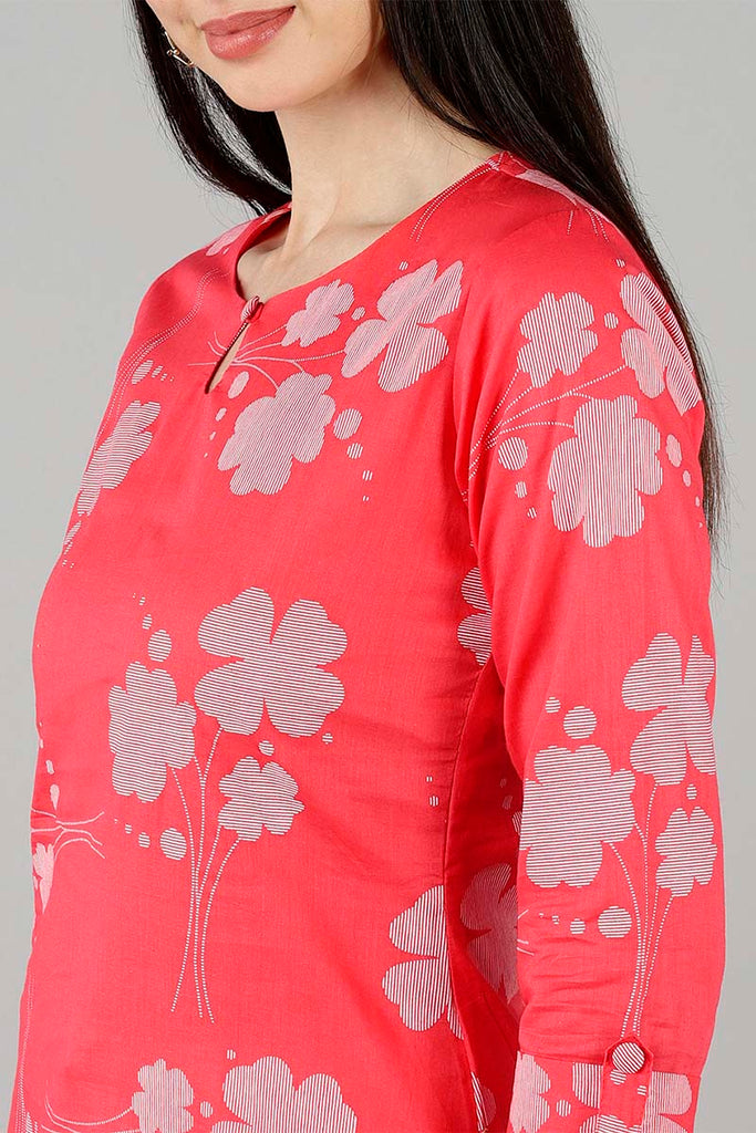  Women Pink Floral Kurtas