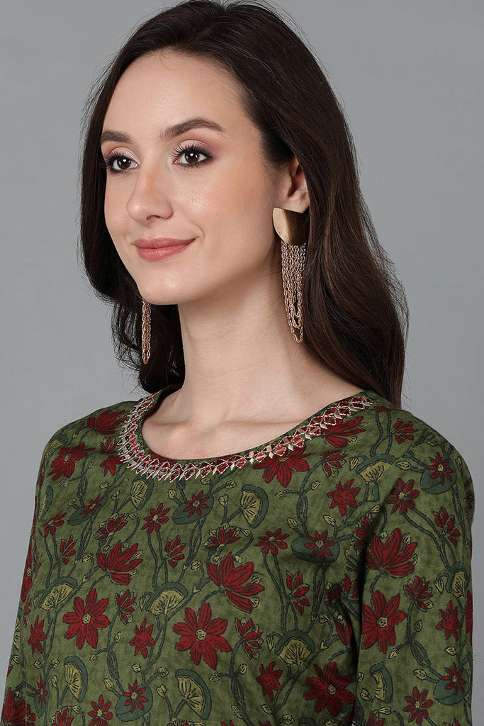 Green Cotton Straight Kurtas VCK8875