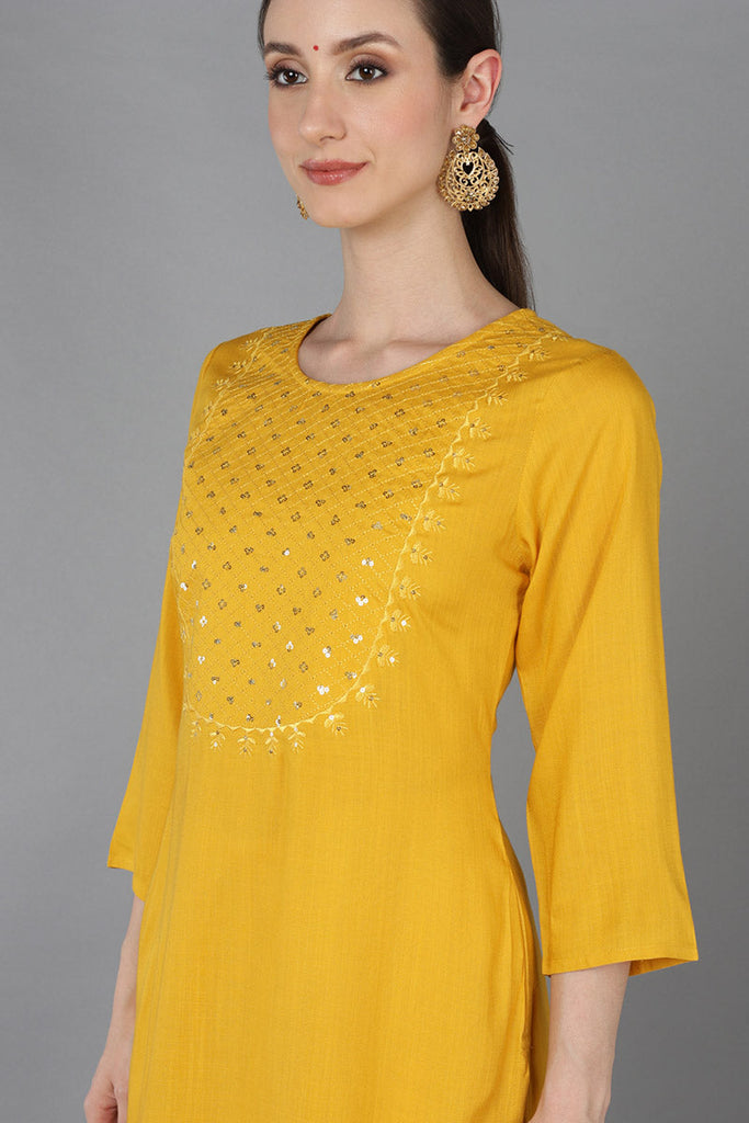 Mustard Cotton Blend Yoke Design Solid Straight Kurta 