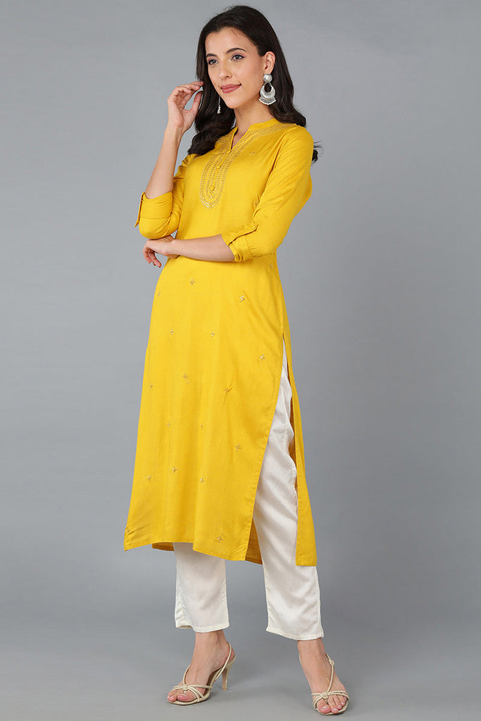 Yellow Cotton Blend Solid Embroidered Straight Kurta 