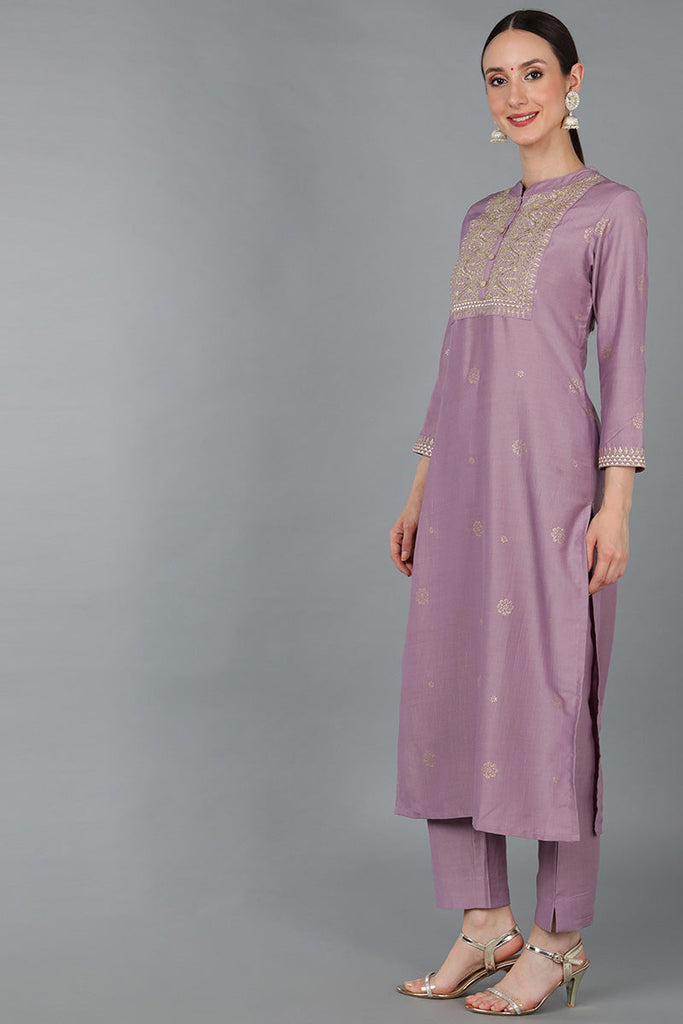 Mauve Silk Blend Ethnic Motifs Yoke Design Straight Kurta