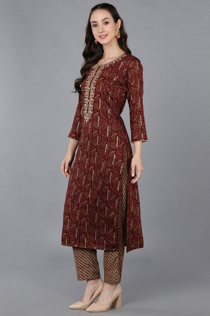 Maroon Silk Blend Ethnic Motifs Embroidered Straight Kurta 