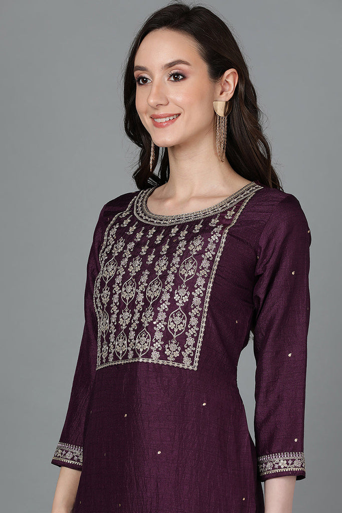 Silk Blend Purple Embroidered Straight Kurta VCK9045