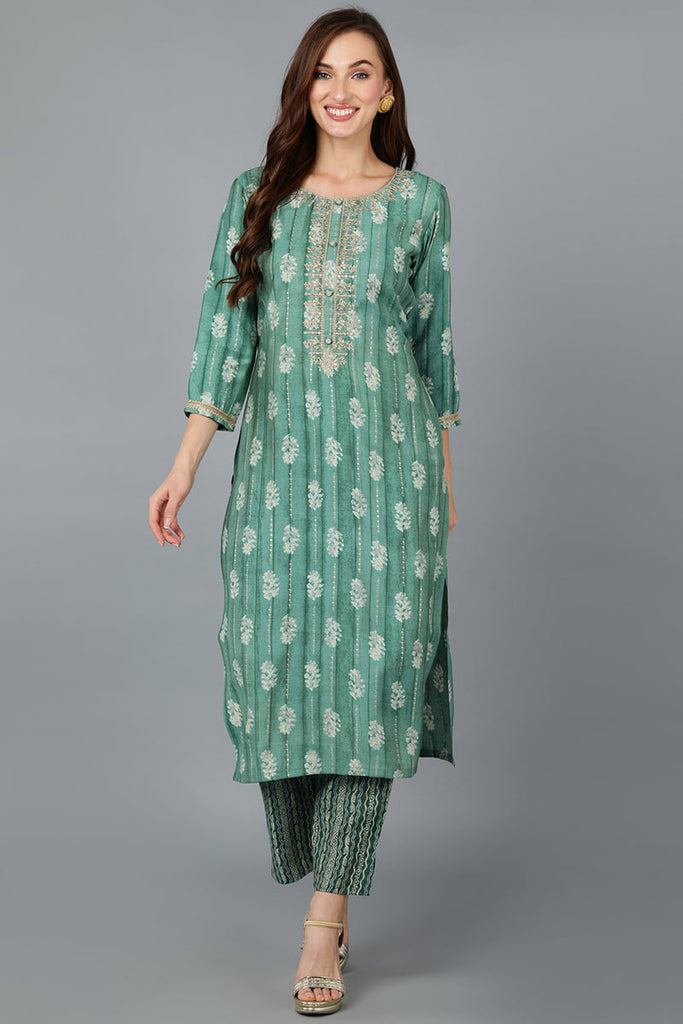 Green Silk Blend Geometric Embroidered Kurta VCK9087