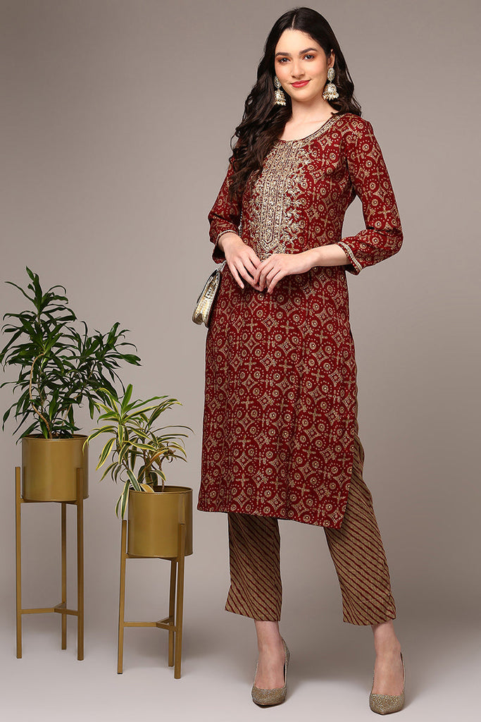 Maroon Viscose Rayon Embroidered Kurta VCK9133