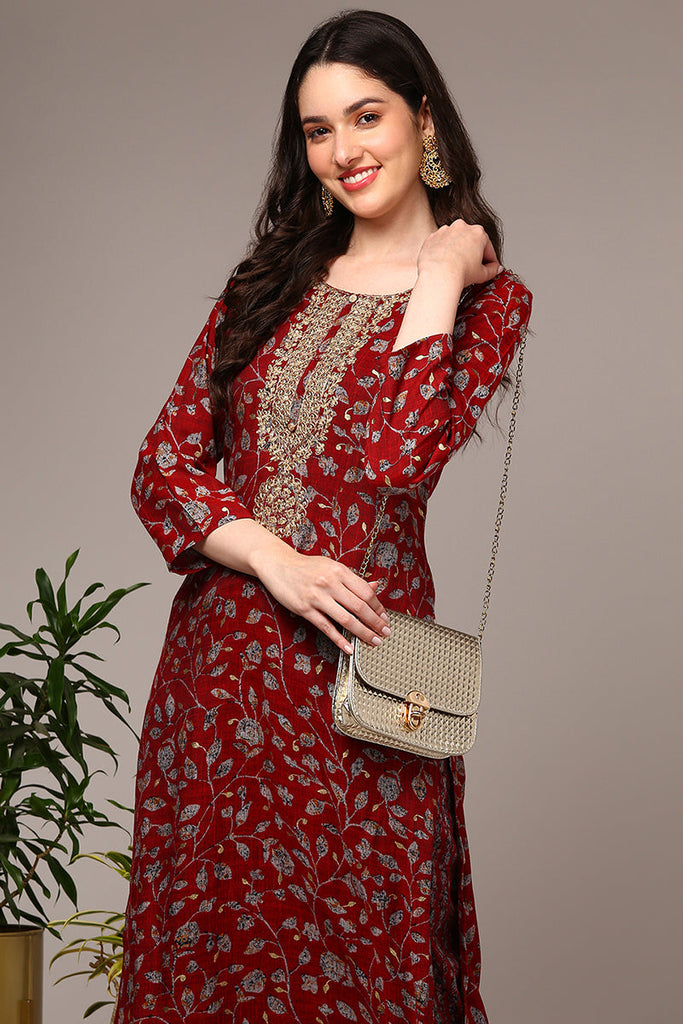 Red Viscose Rayon Embroidered Straight Kurta VCK9157