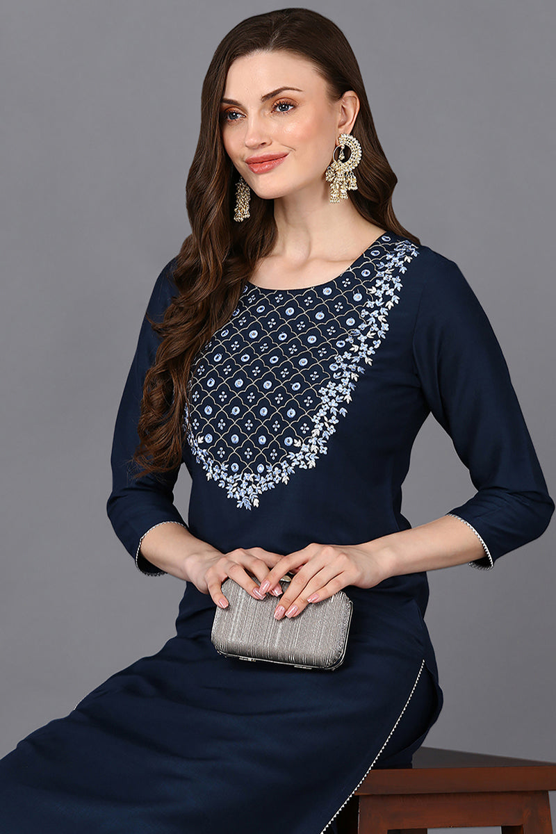 Navy Blue Silk Blend Embroidered Straight Kurta VCK9286