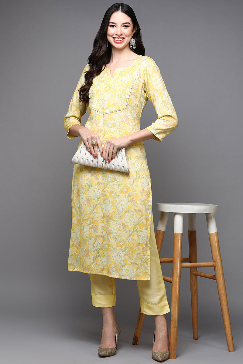 Yellow Cotton Blend Floral Straight Kurta VCK9446