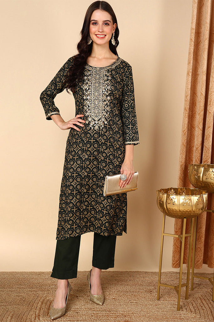 Green Viscose Rayon Ethnic Motifs Printed Straight Kurta VCK9476