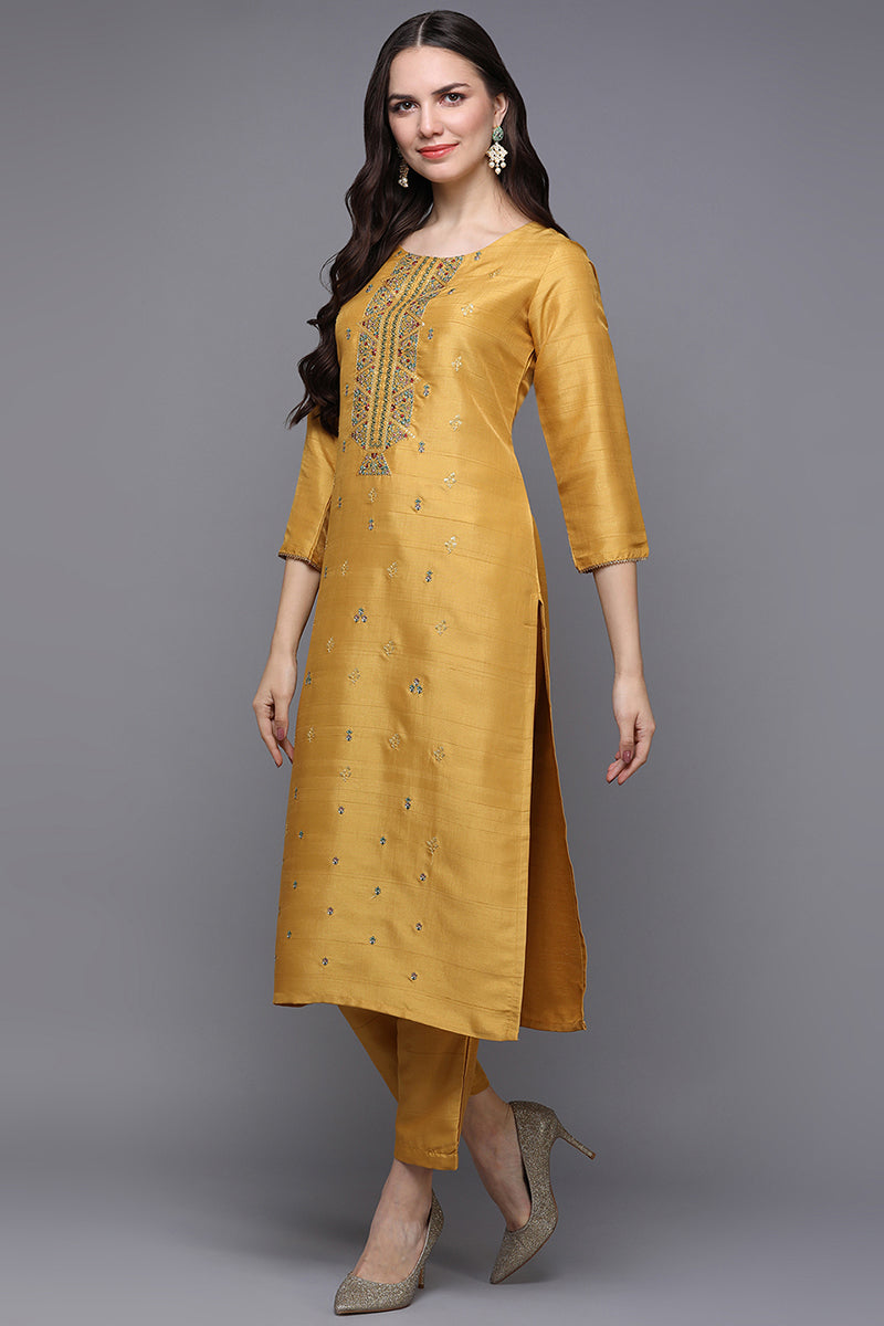 Yellow Silk Blend Ethnic Motifs Straight Kurta VCK9484