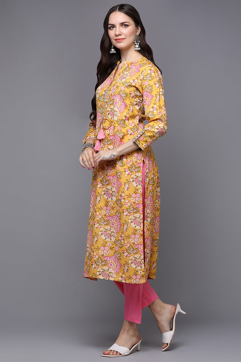 Yellow Cotton Blend Floral Straight Kurta VCK9491