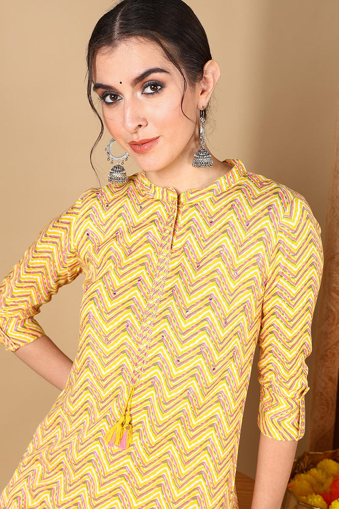 Yellow Cotton Chevron Printed Straight Kurta VCK9674