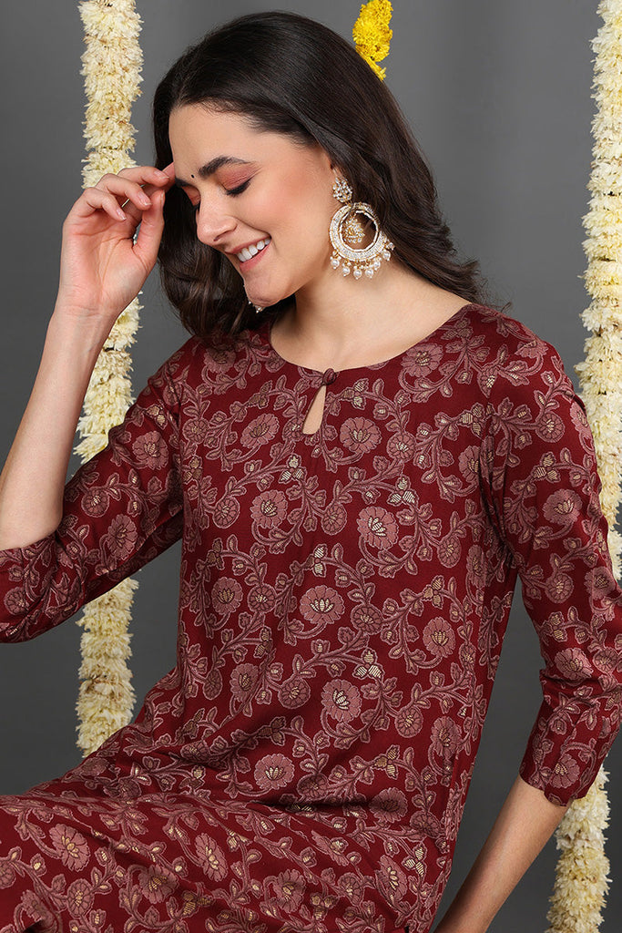 Maroon Viscose Rayon Floral Printed Straight Kurta VCK9723