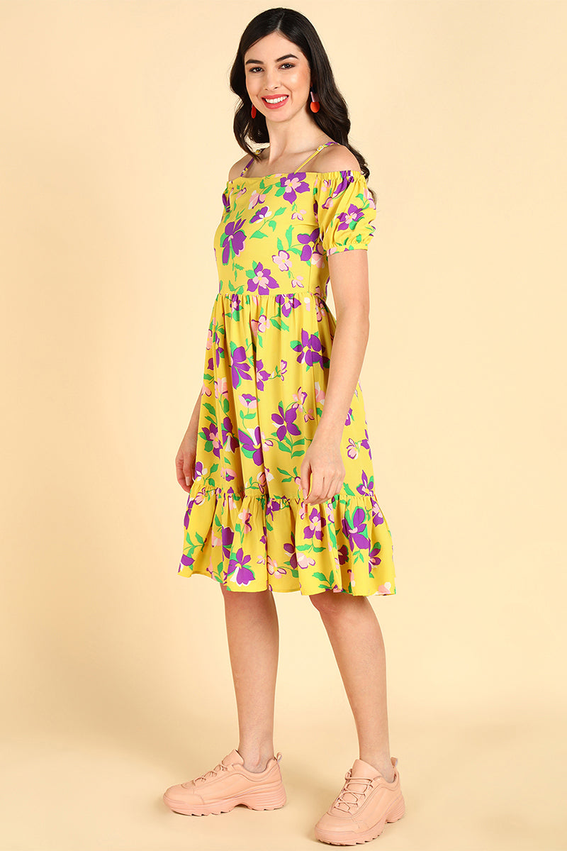  Women Yellow Georgette Printed Dress