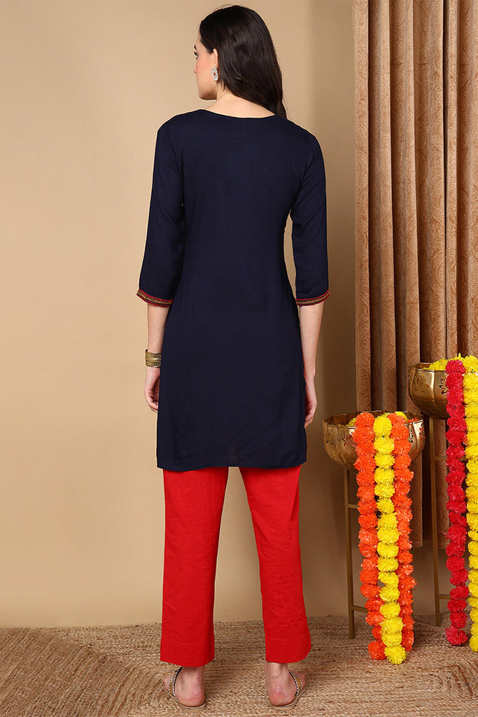 Navy Blue Viscose Rayon Solid Embroidered Straight Kurta VEKSL1057