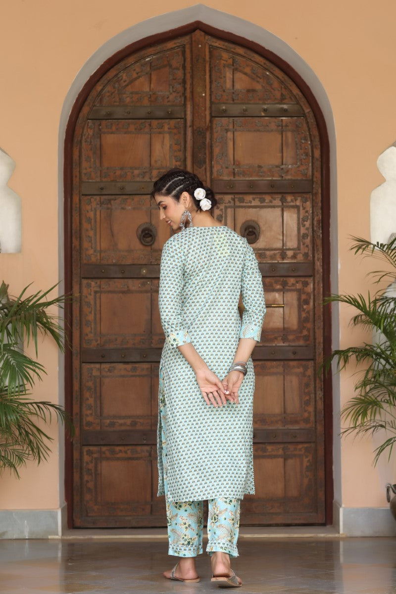  Women Cotton Blue Ethnic Motifs Printed Straight Kurta Trousers Set