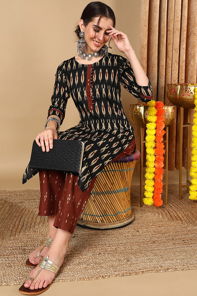 Cotton Blend Blend Black Ikat Printed Straight Kurta With Pant VKSET1437