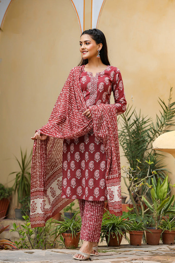   Maroon White Cotton Fabric Printed Fancy Kurta And Palazzo