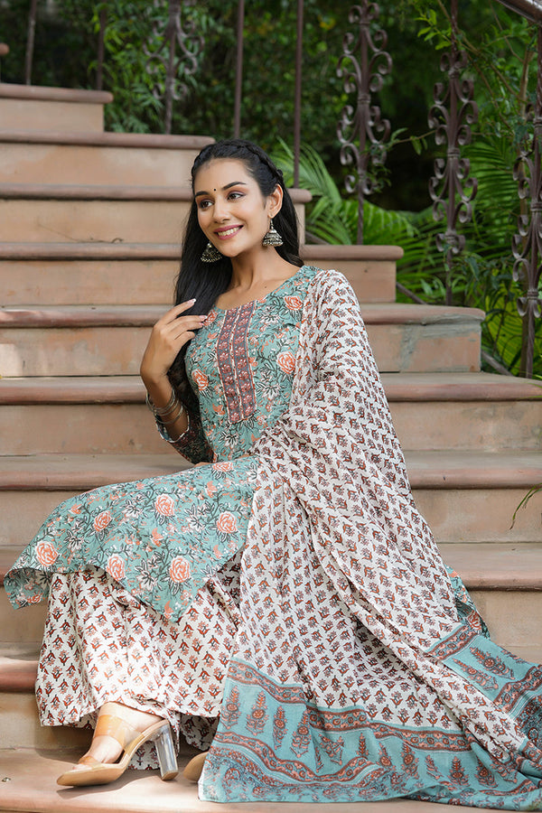 Women Cotton Green Ethnic Motifs Printed Straight Kurta Trousers And Dupatta Set