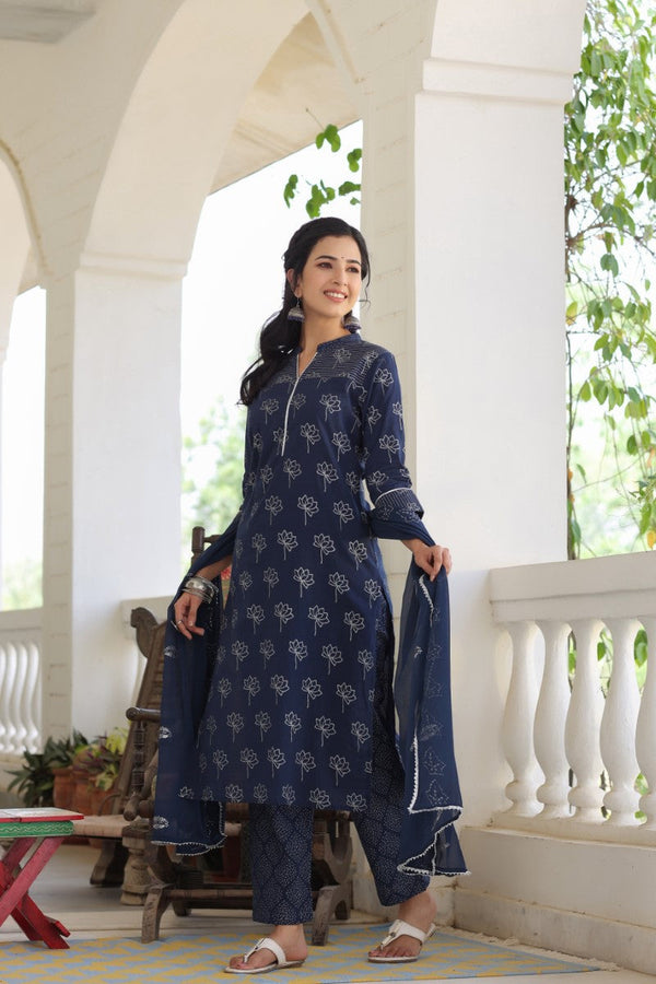  Women Navy Blue Floral Printed Regular Pure Cotton Kurta with Palazzos With Dupatta