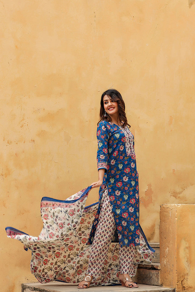  Women Blue White Ethnic Motifs Print Pure Cotton Kurta with Trousers Dupatta