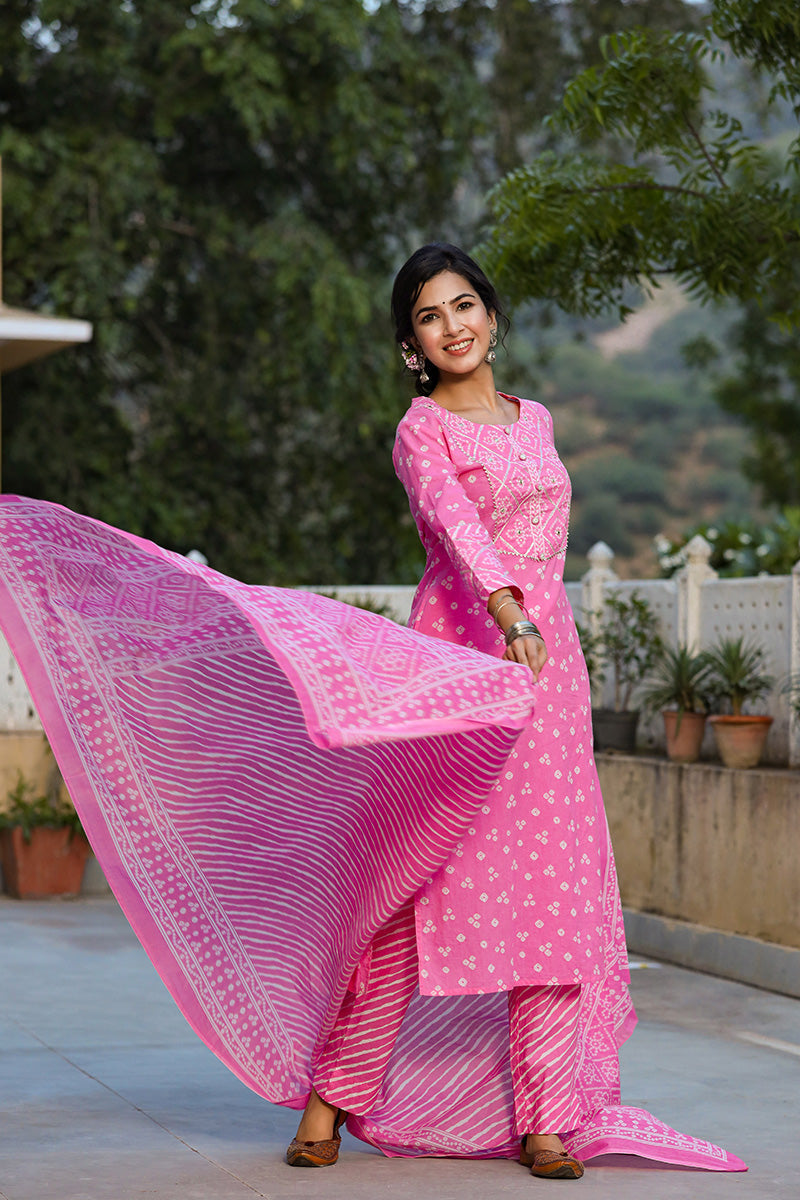 Pink White Bandhani Print Kurta with Trousers Dupatta – 