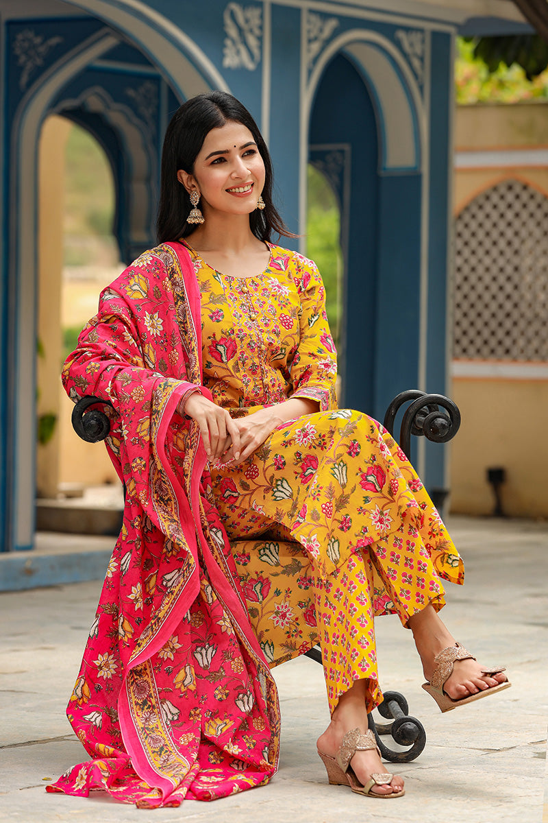  Women Mustard Yellow Pink Ethnic Motifs Print Cotton Kurta with Trousers Dupatta