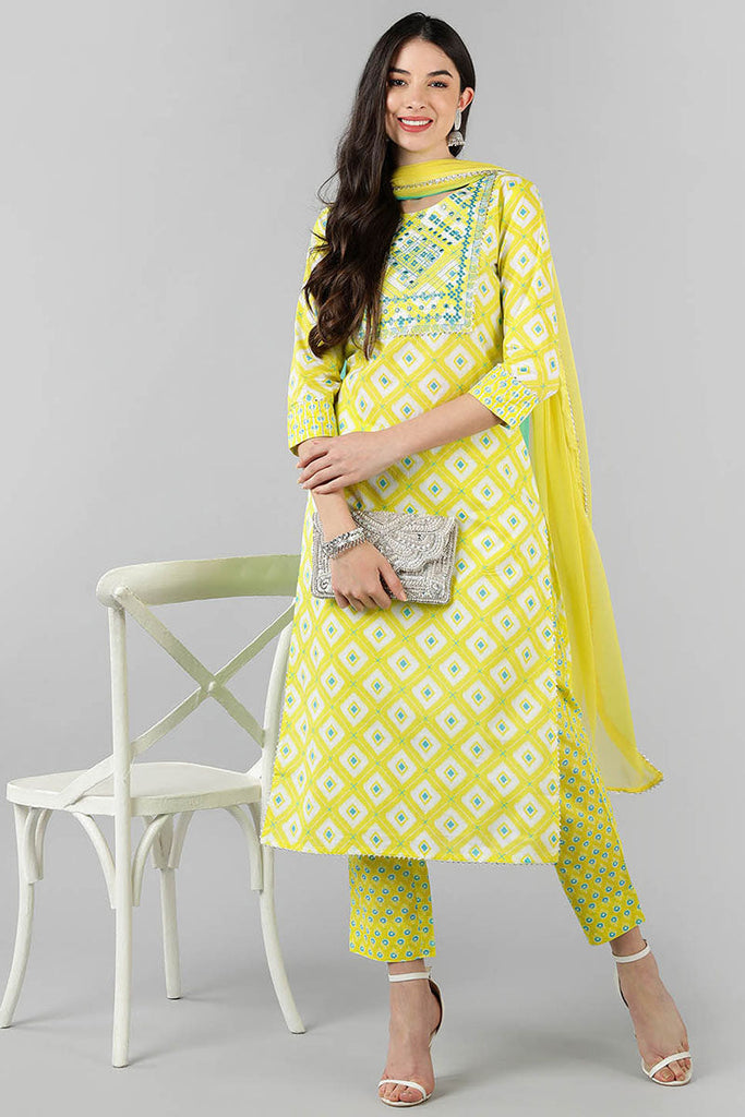  Women Yellow Printed Yoke Design Kurti Trousers With Dupatta