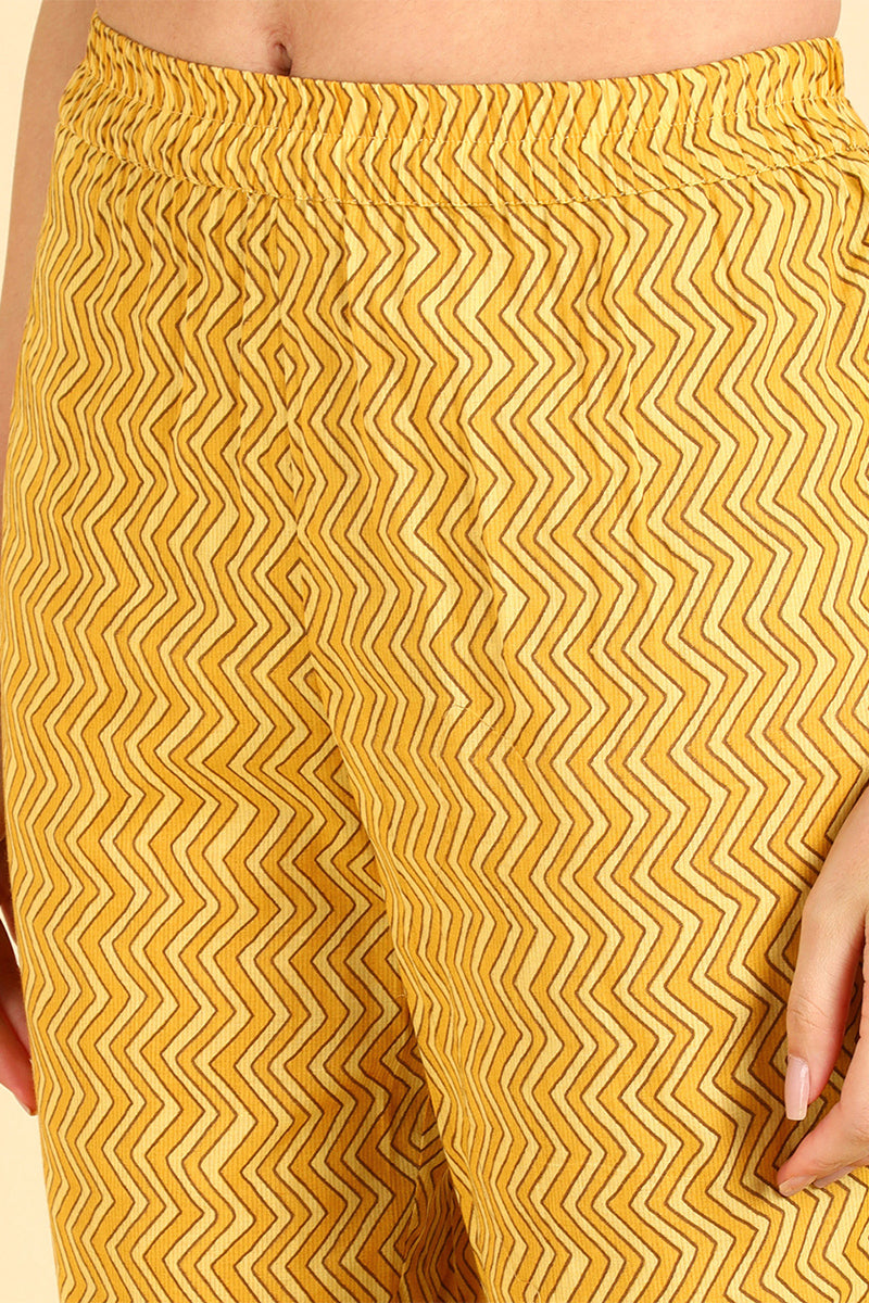  Women Yellow Printed Kurta Trousers With Dupatta