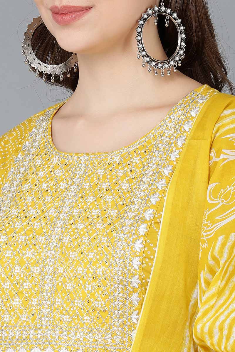  Women Yellow Pure Cotton Kurta Trousers With Dupatta