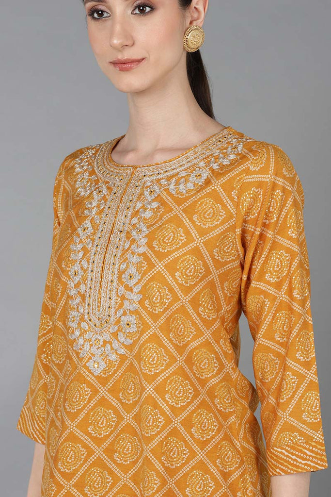 Orange Silk Blend Bandhani Straight Kurta Trousers With Dupatta 