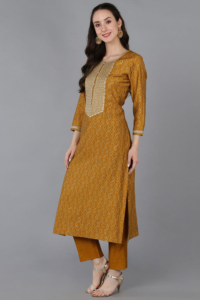 Gold Silk Blend Bandhani Straight Kurta Trousers With Dupatta 