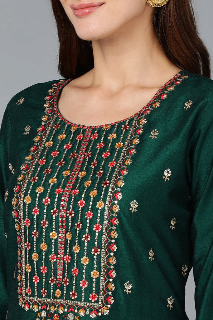 Green Silk Blend Embroidered Kurta Pant With Dupatta VKSKD1758