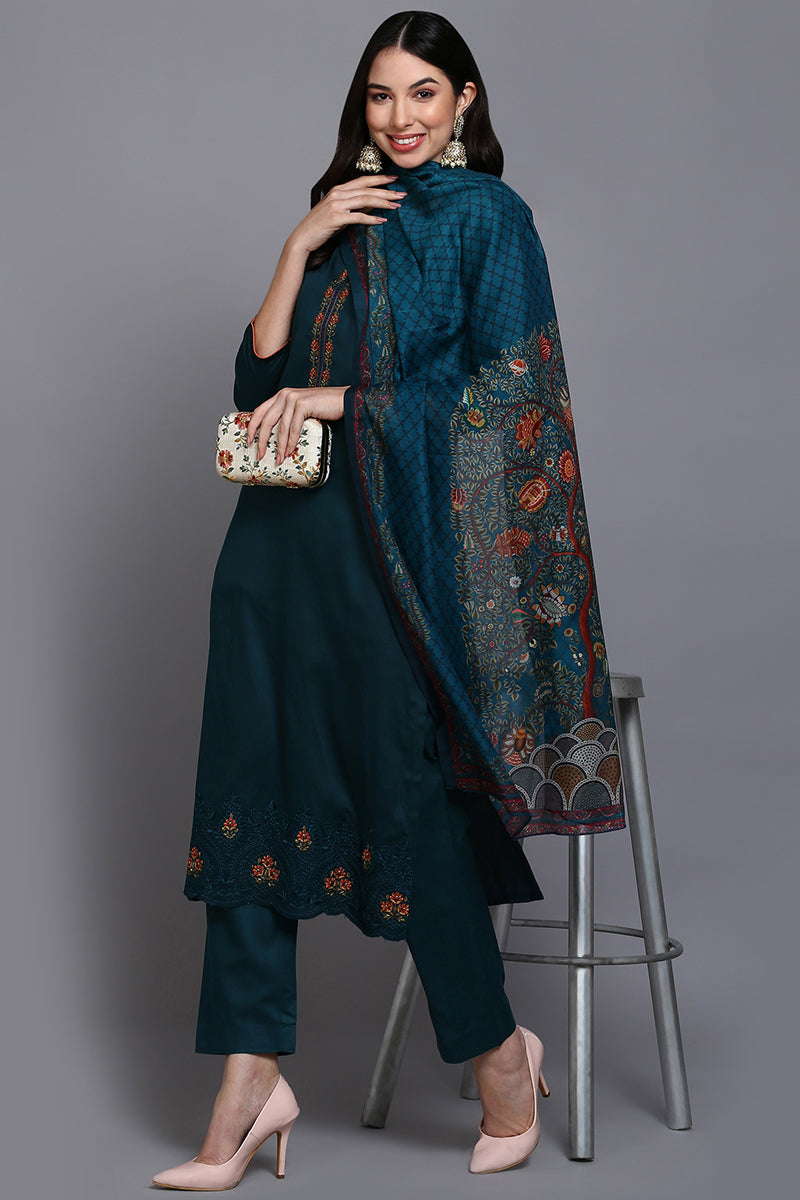 Cotton Green Embroidered Straight Kurta Pant With Dupatta VKSKD1933