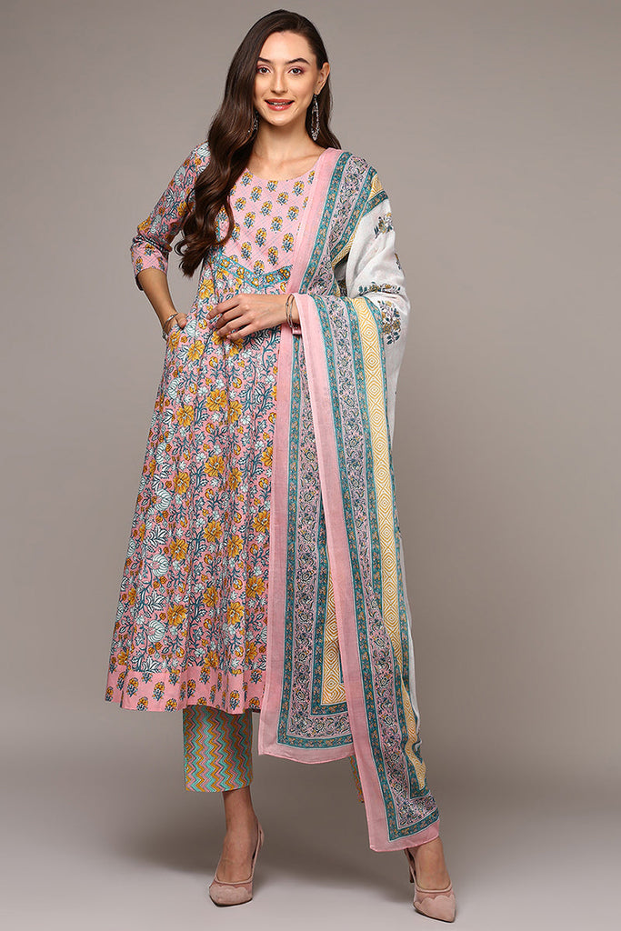 Peach Pure Cotton Printed Flared Suit Set VKSKD1969