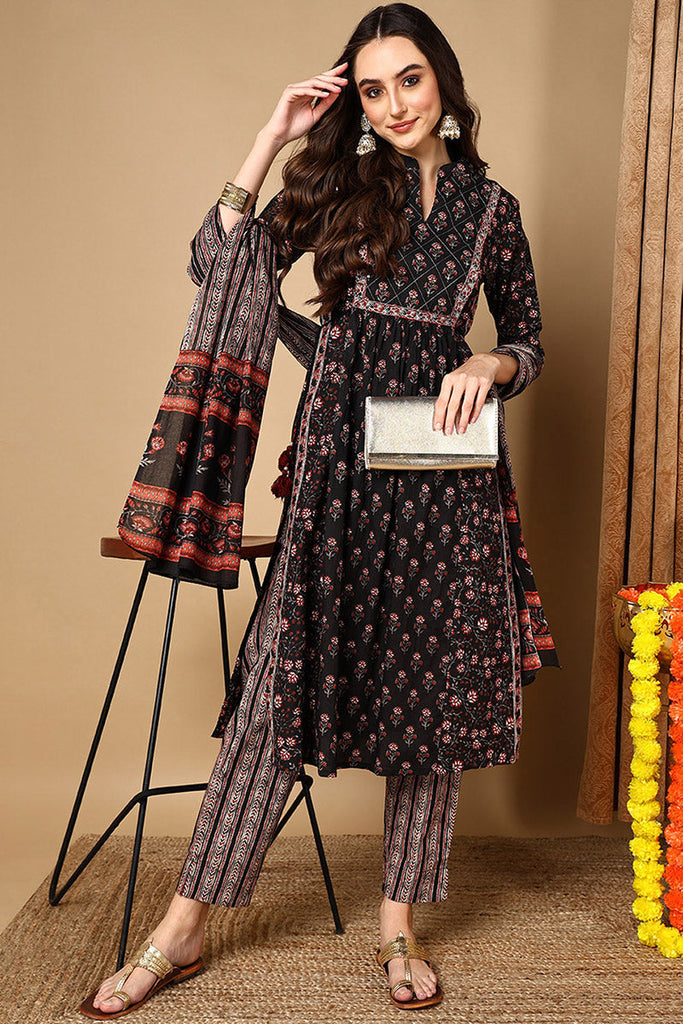 Black Cotton Floral Printed Straight Suit Set VKSKD2021